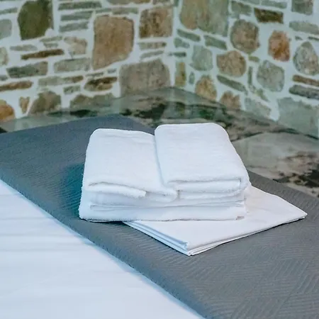 Evaggelia's Stone شقة