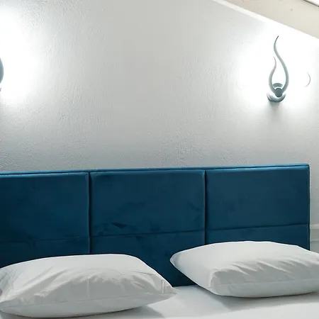 Evaggelia's Stone شقة