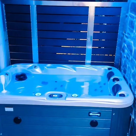 Lägenhet Evaggelia's Stone Skála Marión