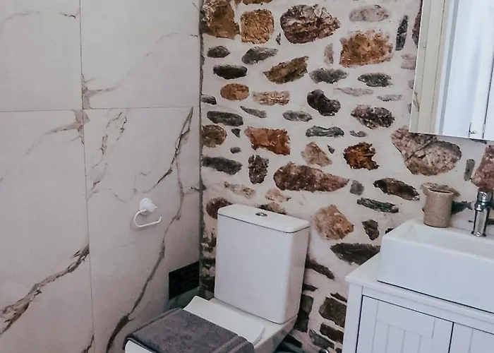 Daire Evaggelia's Stone Skála Marión