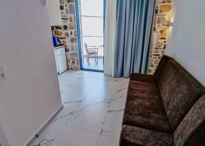 Evaggelia's Stone Daire