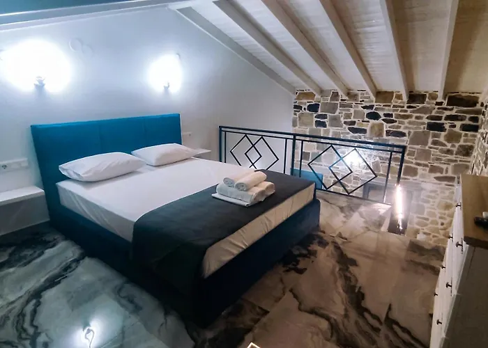 Evaggelia's Stone Daire