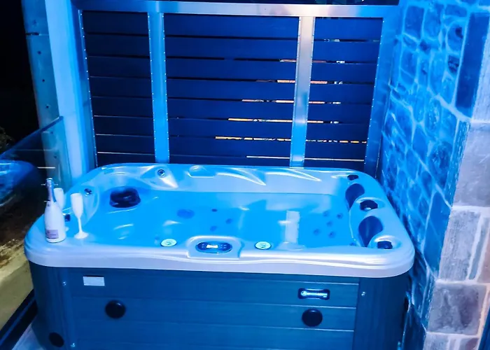 Daire Evaggelia's Stone Skála Marión